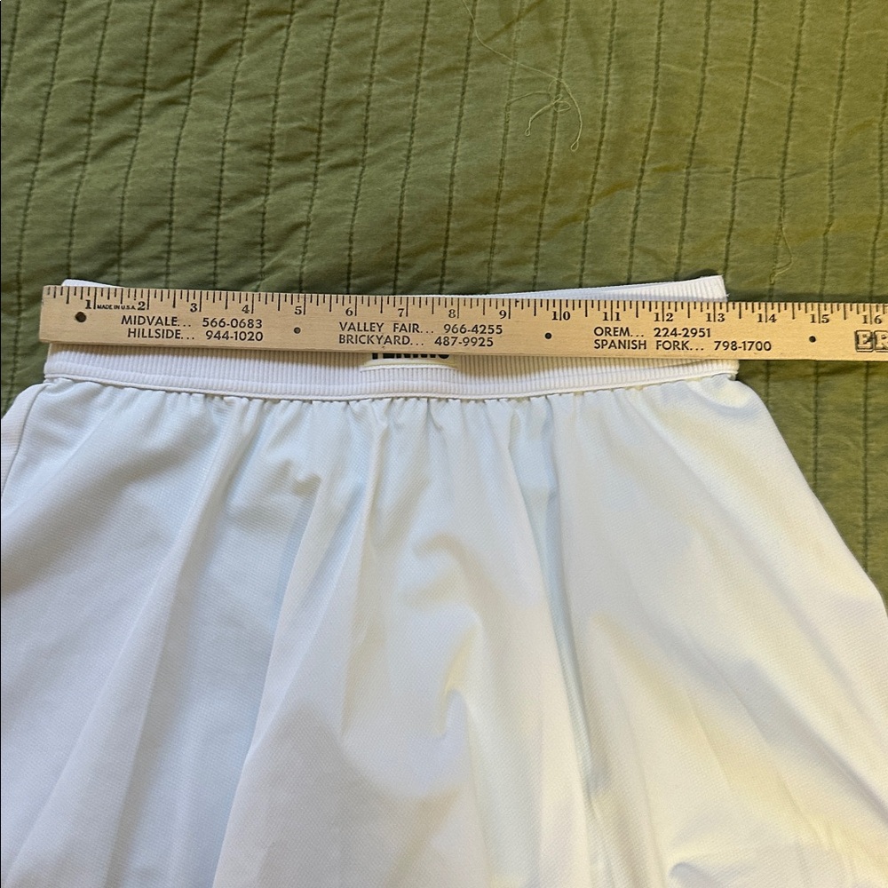 Lacoste Women's White Tennis Skirt - Picture 6 of 8